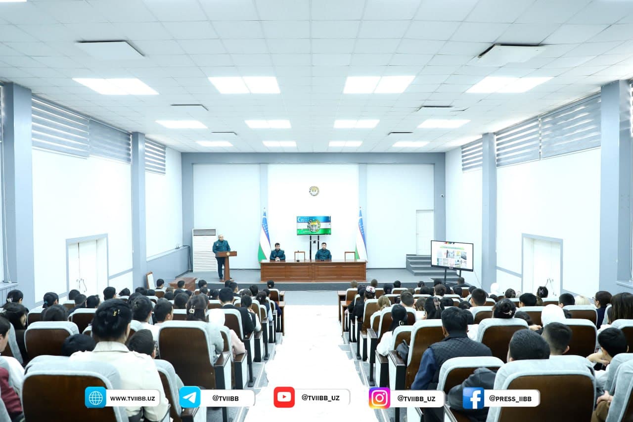 Тошкент вилояти Чирчиқ шаҳрида ўқувчи-талабалар ўртасида ҳуқуқбузарликларнинг олдини олишга қаратилган тарғибот кучайтирилмоқда