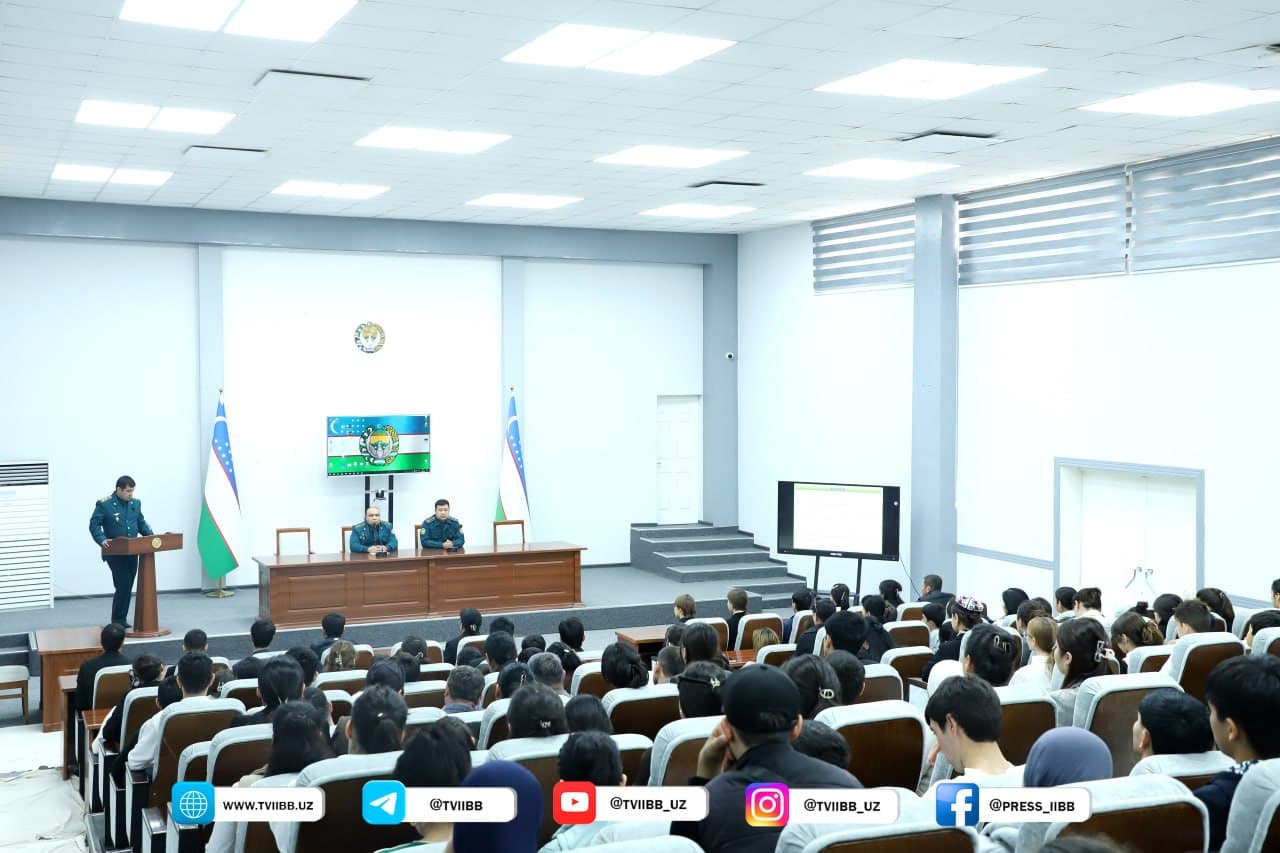 Тошкент вилояти Чирчиқ шаҳрида ўқувчи-талабалар ўртасида ҳуқуқбузарликларнинг олдини олишга қаратилган тарғибот кучайтирилмоқда