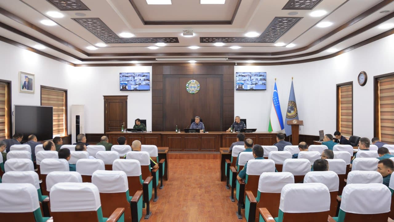 Buxoro viloyati IIBda IIV huzuridagi Tergov departamenti rahbariyati tomonidan “Surxondaryo tajribasi”ni joriy qilish boʻyicha oʻquv seminari tashkil etildi