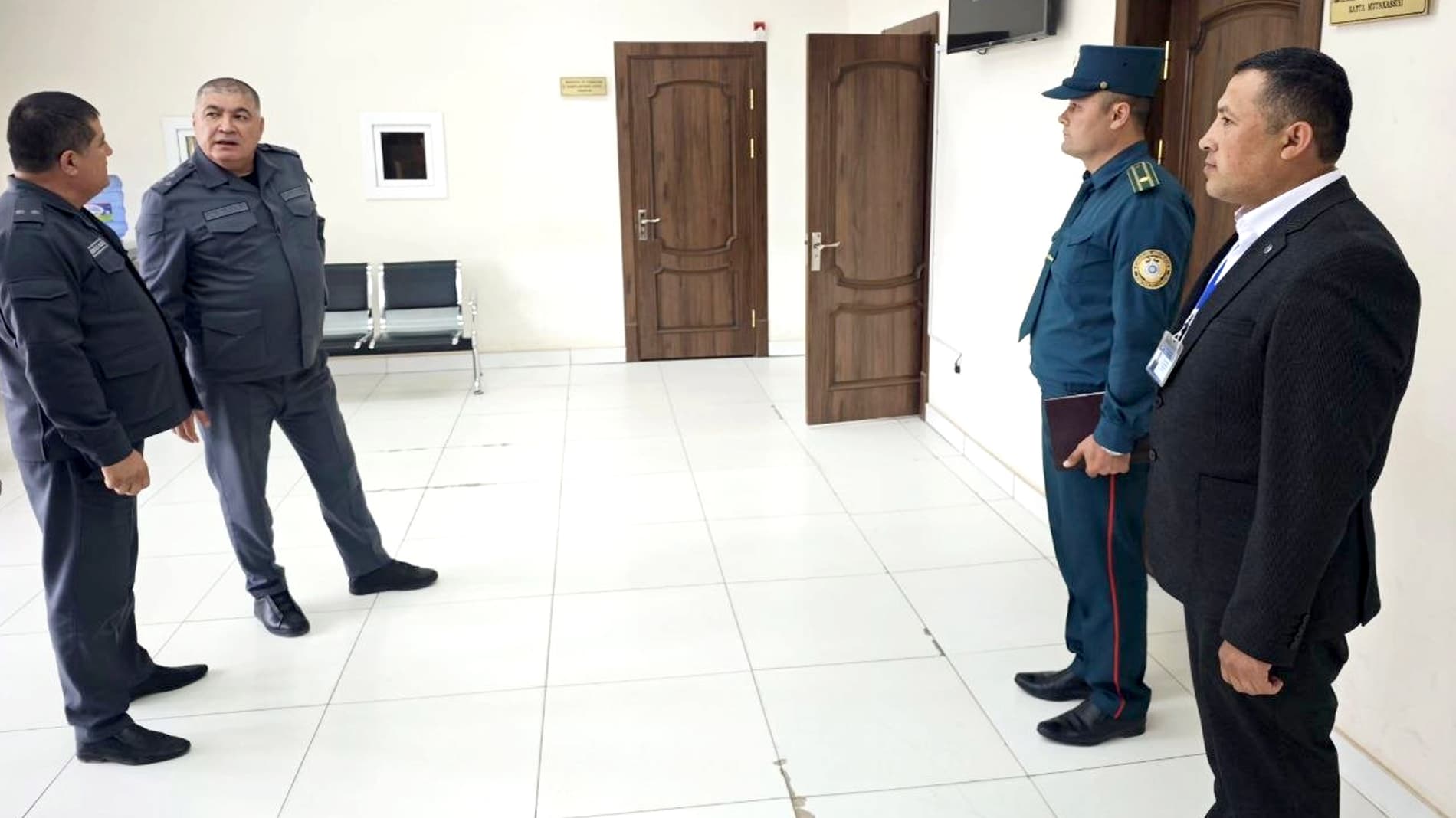 IIV huzuridagi Migratsiya va personallashtirish departamenti rahbariyati tomonidan Xorazmda migratsiya va personallashtirish sohasida manzilli oʻrganishlar olib borildi