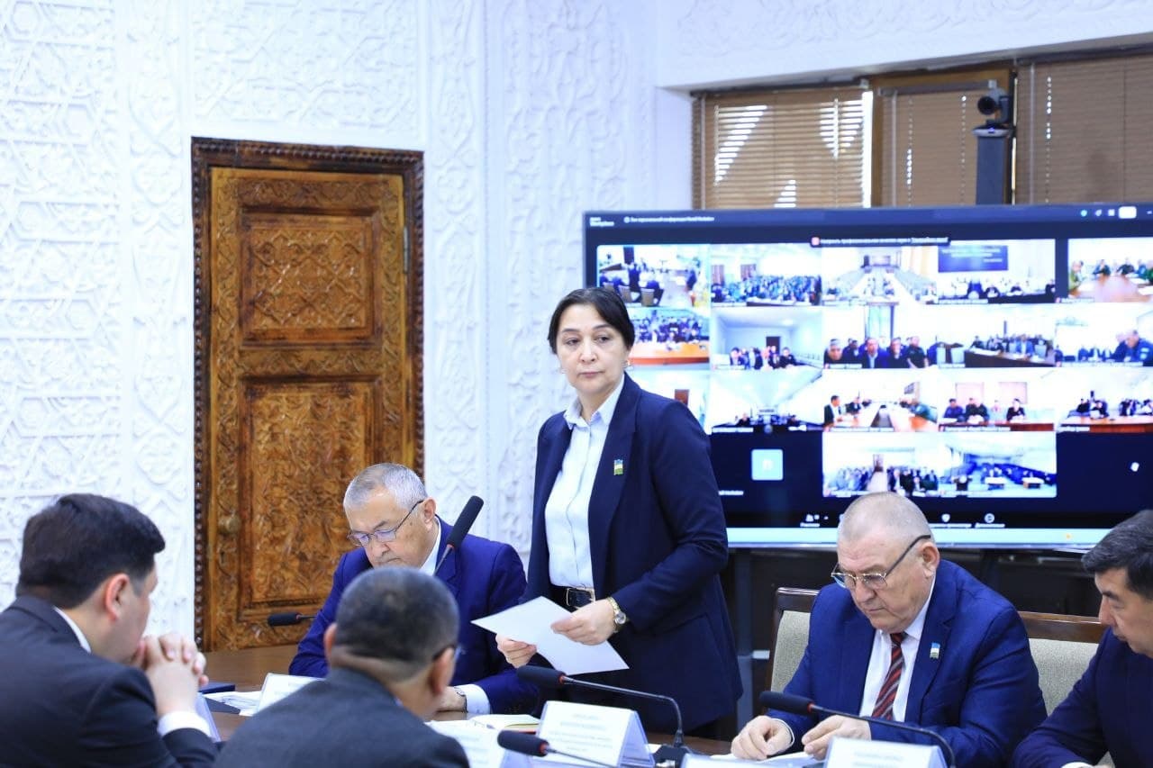 Xalq deputatlari Samarqand viloyat kengashining navbatdagi sessiyasida viloyat IIB boshligʻining hisoboti tinglandi