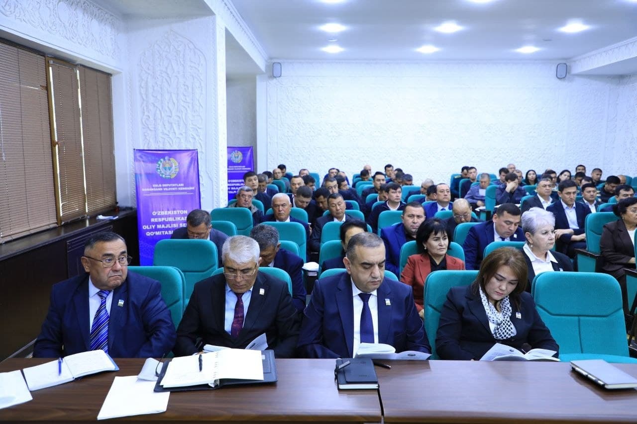Xalq deputatlari Samarqand viloyat kengashining navbatdagi sessiyasida viloyat IIB boshligʻining hisoboti tinglandi