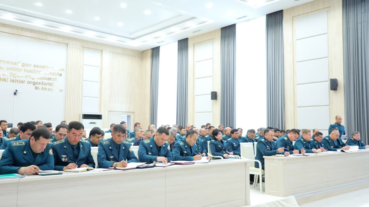 Тошкент вилояти ИИББда жиноятчиликка қарши кураш ва жамоат хавфсизлигини таъминлаш бўйича ўтган 3 ой натижалари муҳокама қилинди