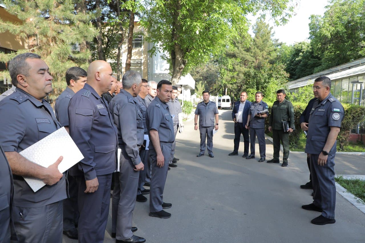 Давлат раҳбари топшириқлари ижроси: Чилонзор туманида танқидий таҳлил, рақамли бошқарув ва жамоат хавфсизлигини кучайтириш бўйича аниқ вазифалар белгилаб олинди