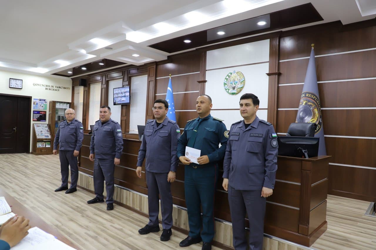 В УВД Навоийской области состоялось критическое, аналитическое совещание с участием руководства МВД