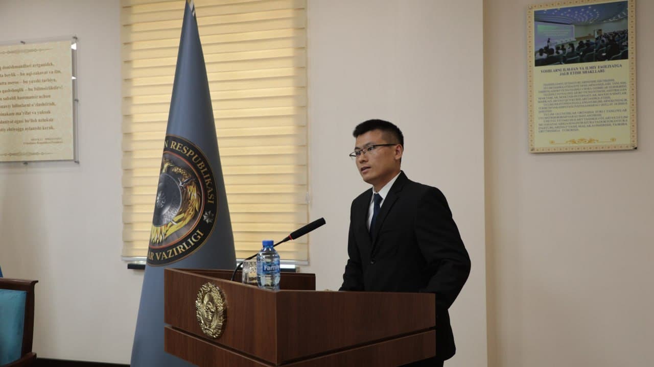 В Академии МВД состоялась научно-практическая конференция на тему "Искусственный интеллект в правоохранительной деятельности: современные киберугрозы и актуальные вопросы цифровой криминалистики"