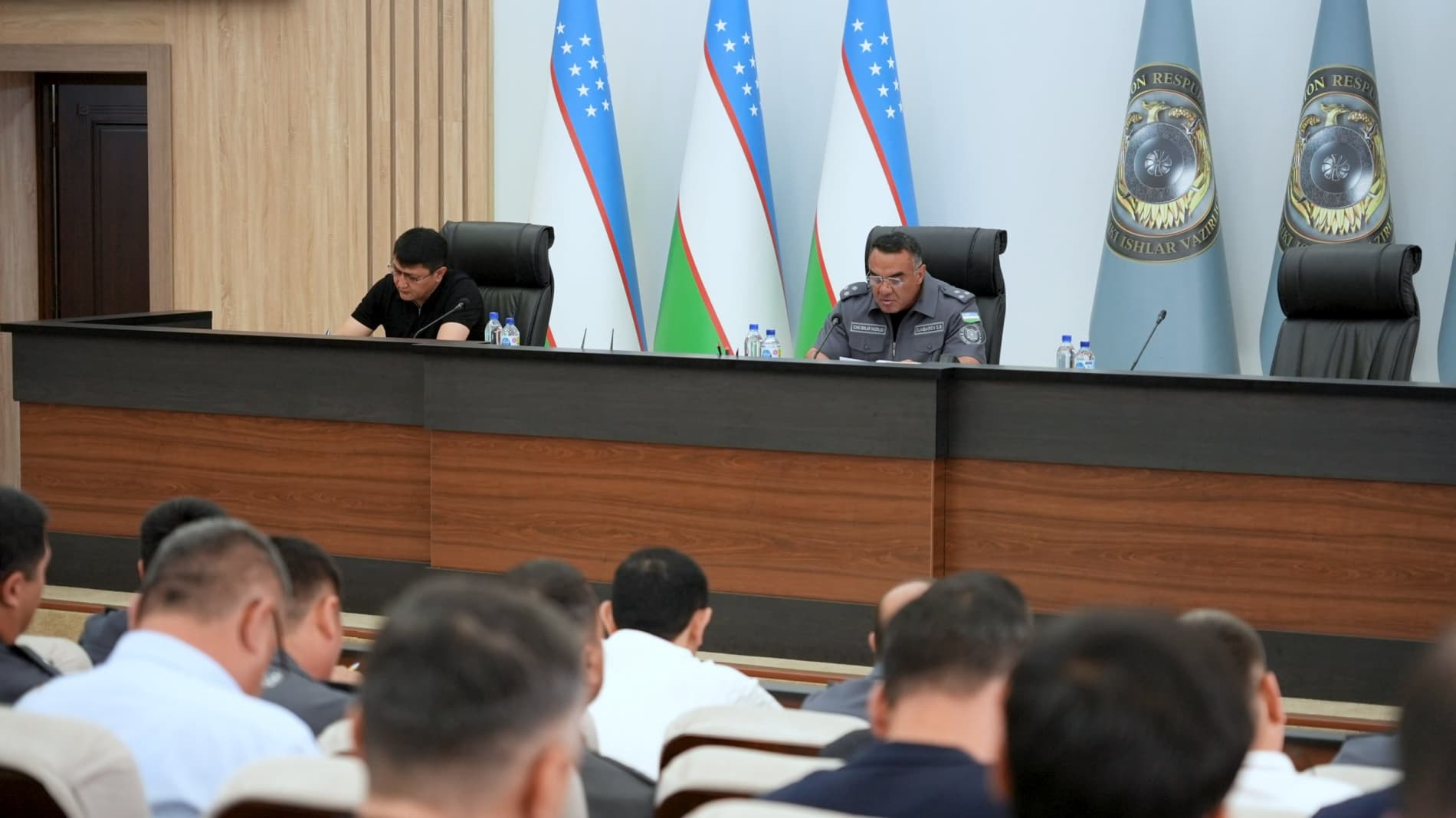 Andijon viloyati IIBda Ichki ishlar vazirligining navbatdagi Hayʼat yigʻilishida belgilangan vazifalar ijrosi hamda jinoyatchilikka qarshi kurashish natijalari tanqidiy muhokama qilindi