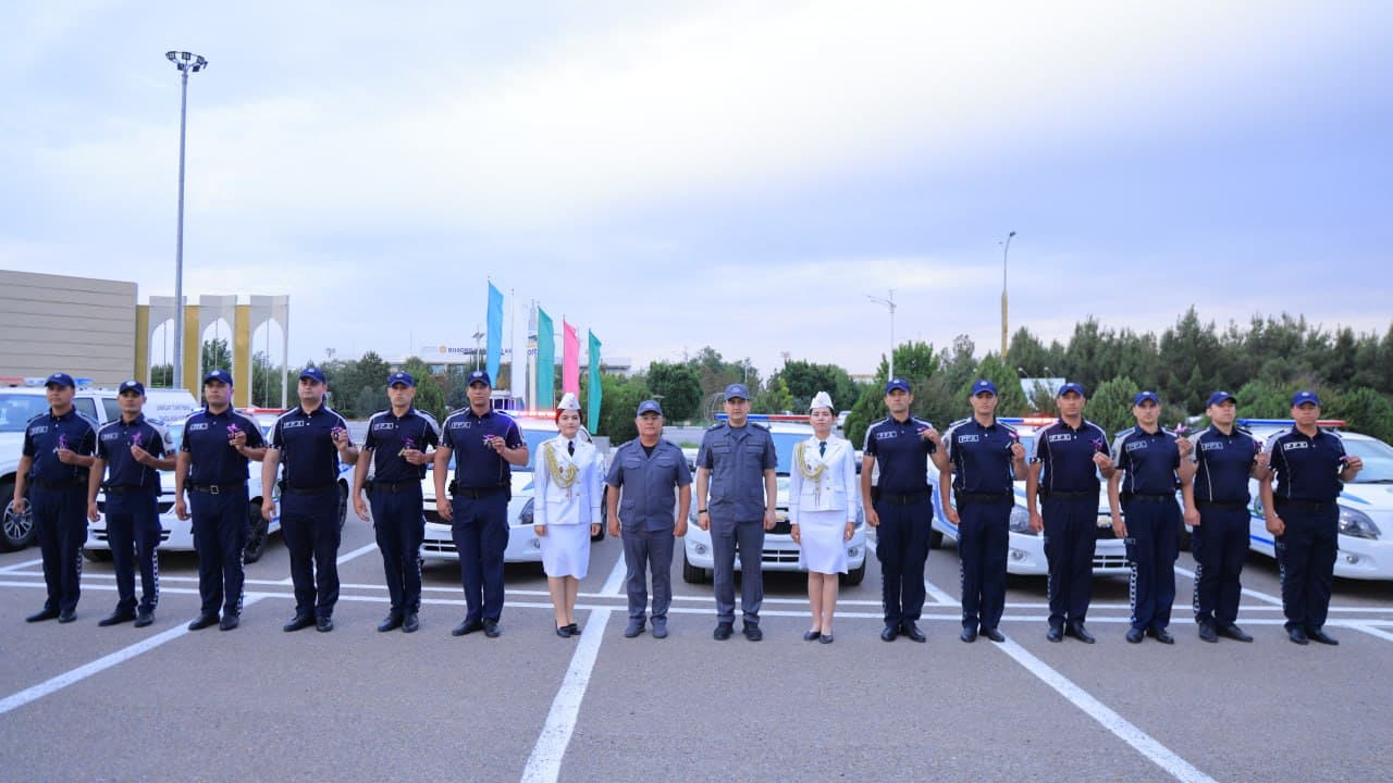IIV rahbariyatining Buxoro viloyatiga amaliy tashrifi doirasida Patrul-post xizmatiga yangi maxsus xizmat transport vositalari tantanali ravishda topshirildi