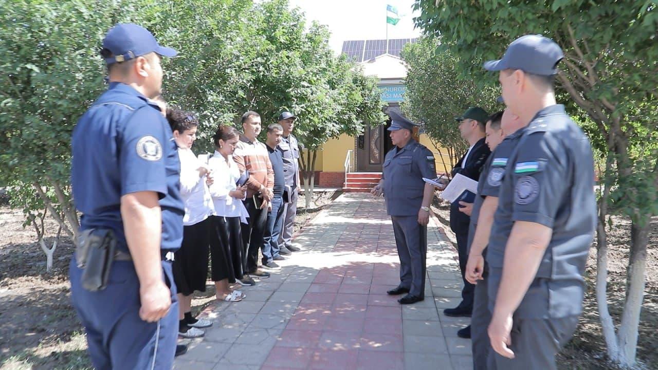 IIV rahbariyati tomonidan Xiva shahri va Xiva tumanlaridagi “Shomoxulum”, “Parchanos”, “Sangar”, “Qiblatozabogʻ” mahallalari “yettiligi“ hamda hududiy IIB xodimlarining kundalik ish faoliyatlari oʻrganildi