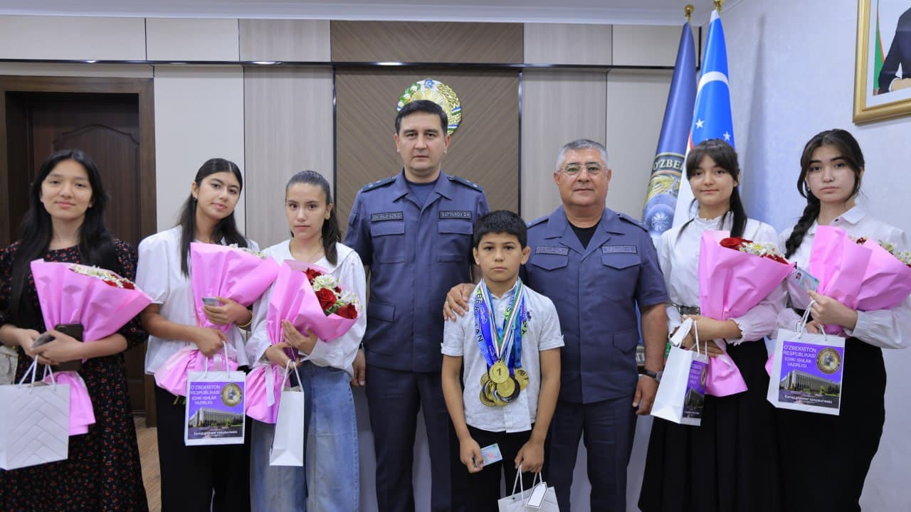 Buxoro viloyati Ichki ishlar boshqarmasida Ichki ishlar vaziri oʻrinbosari, polkovnik Diyorbek Sattarov ishtirokida sayyor qabul oʻtkazildi