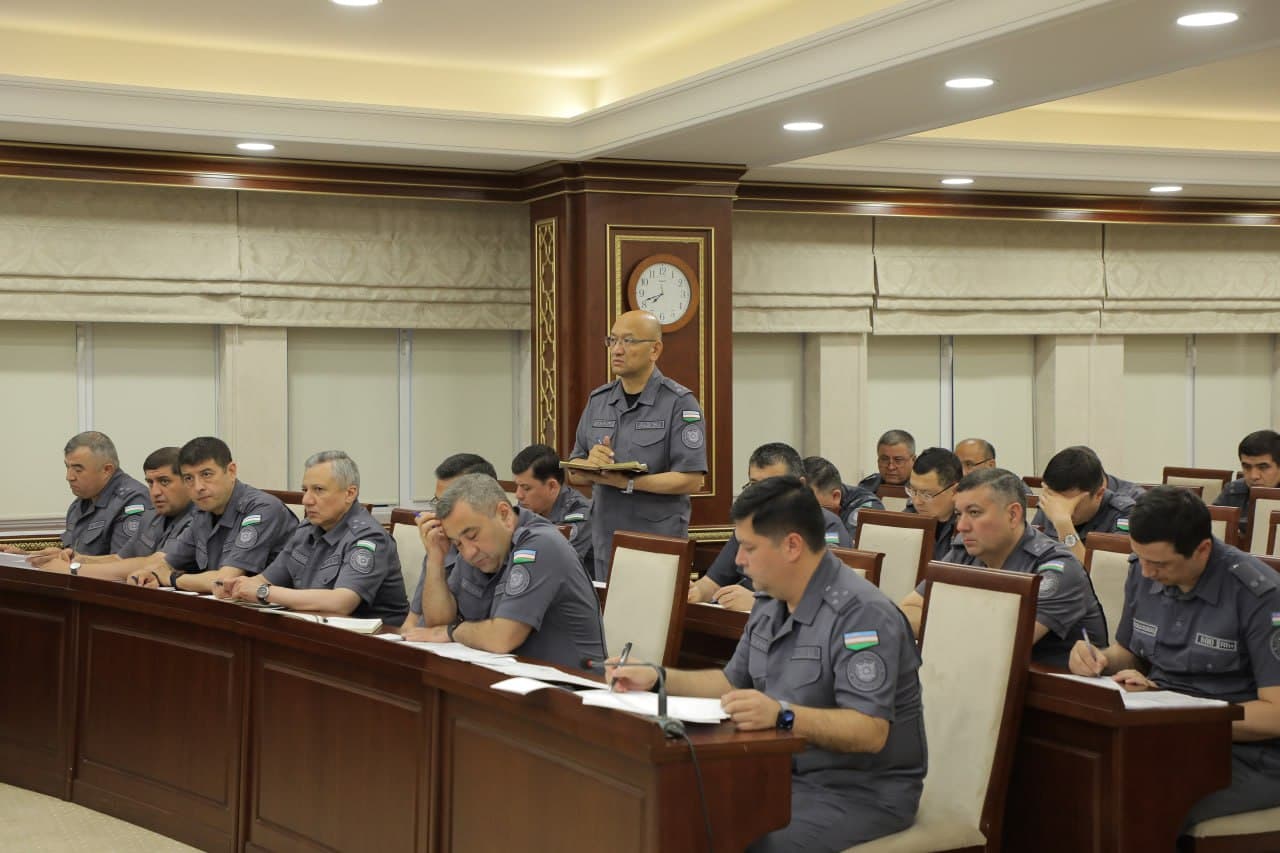 Под руководством министра внутренних дел состоялось видеоселекторное совещание по вопросам выполнения задач, определённых в сфере обеспечения общественной безопасности во время массовых и праздничных мероприятий