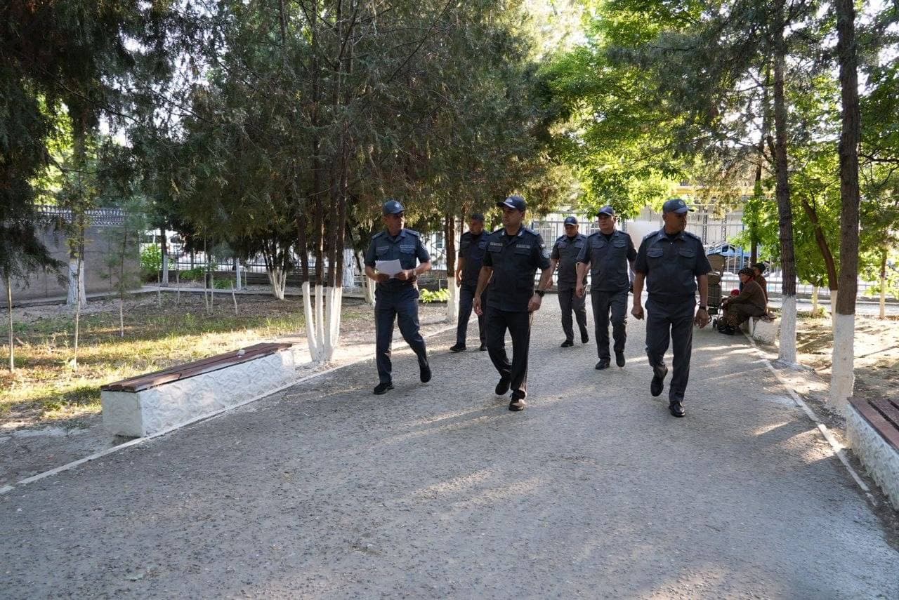 Ichki ishlar vazirligining rahbariyati tomonidan Fargʻona viloyatining Fargʻona, Quvasoy shaharlari va Toshloq, Quva, Fargʻona tumanlarida xavfsiz muhitni taʼminlash borasida amaliy ishlar olib borildi