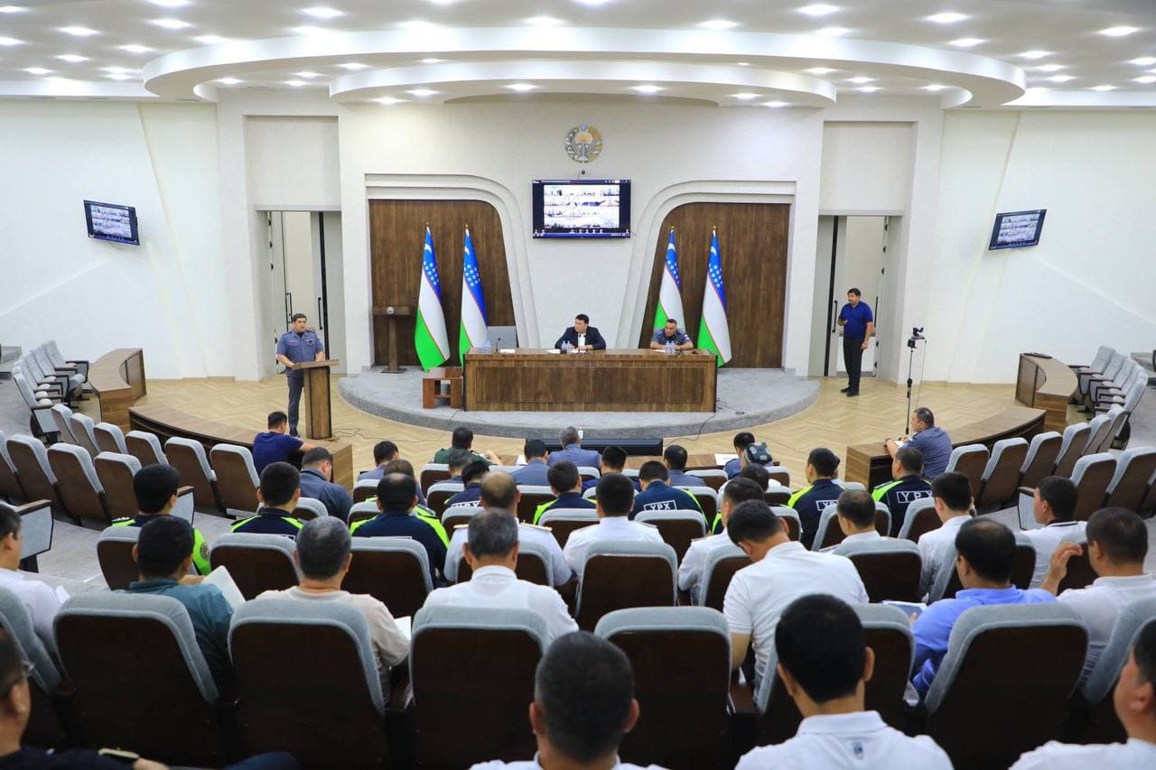 IIV Jamoat xavfsizligi departamenti Yoʻl harakati xavfsizligi xizmati rahbariyati Andijon viloyatida harakat xavfsizligini taʼminlash yoʻnalishida amalga oshirilayotgan ishlar yuzasidan oʻrganish ishlari davom etmoqda