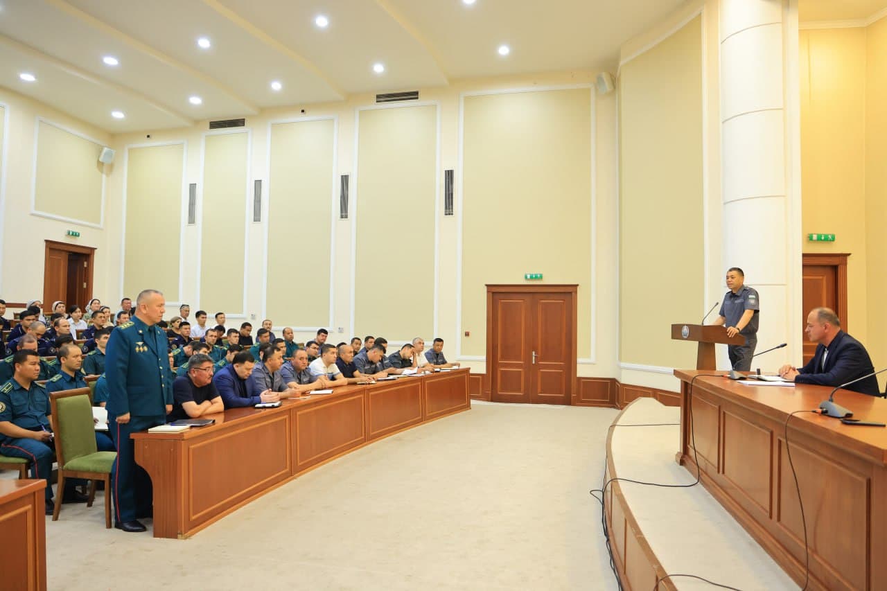 Namangan shahar hokimligida jinoyatchilik va huquqbuzarliklarning barvaqt oldini olish masalalari muhokama qilindi