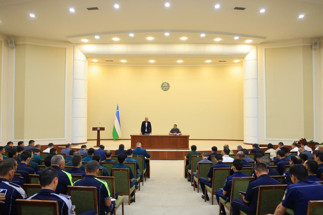 Namangan shahar hokimligida jinoyatchilik va huquqbuzarliklarning barvaqt oldini olish masalalari muhokama qilindi