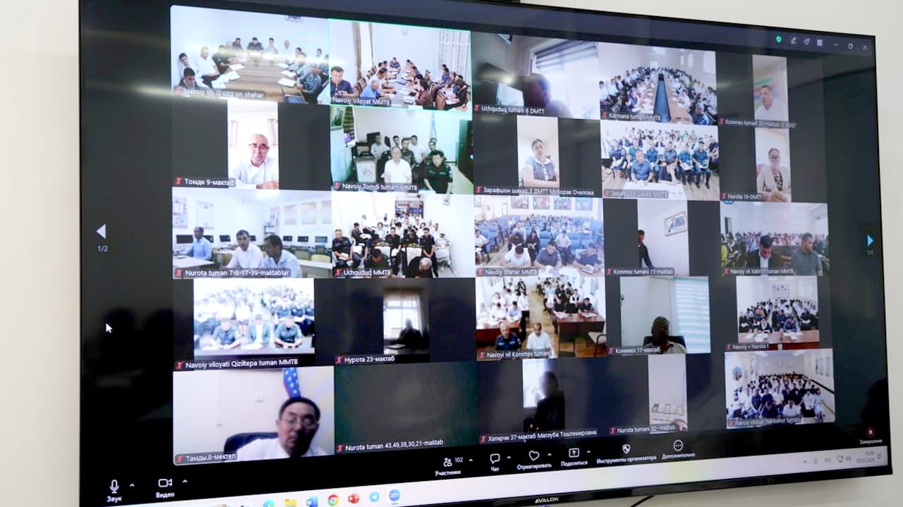 Navoiyda viloyat Ichki ishlar boshqarmasi hamda Maktabgacha va maktab taʼlimi boshqarmasi boshliqlari rahbarligida kengaytirilgan videoselektor yigʻilishi oʻtkazildi