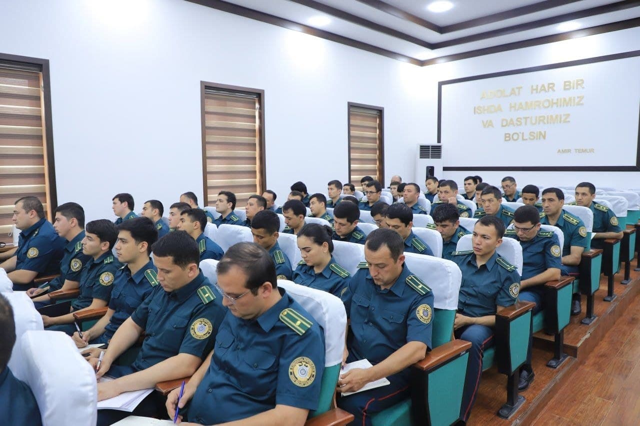 Buxoro viloyatida ichki ishlar hamda prokuratura organlari tizimida faoliyat yuritayotgan tergov xodimlarining kasbiy bilim va koʻnikmalarini mustahkamlash maqsadida oʻquv-amaliy seminar tashkil etildi