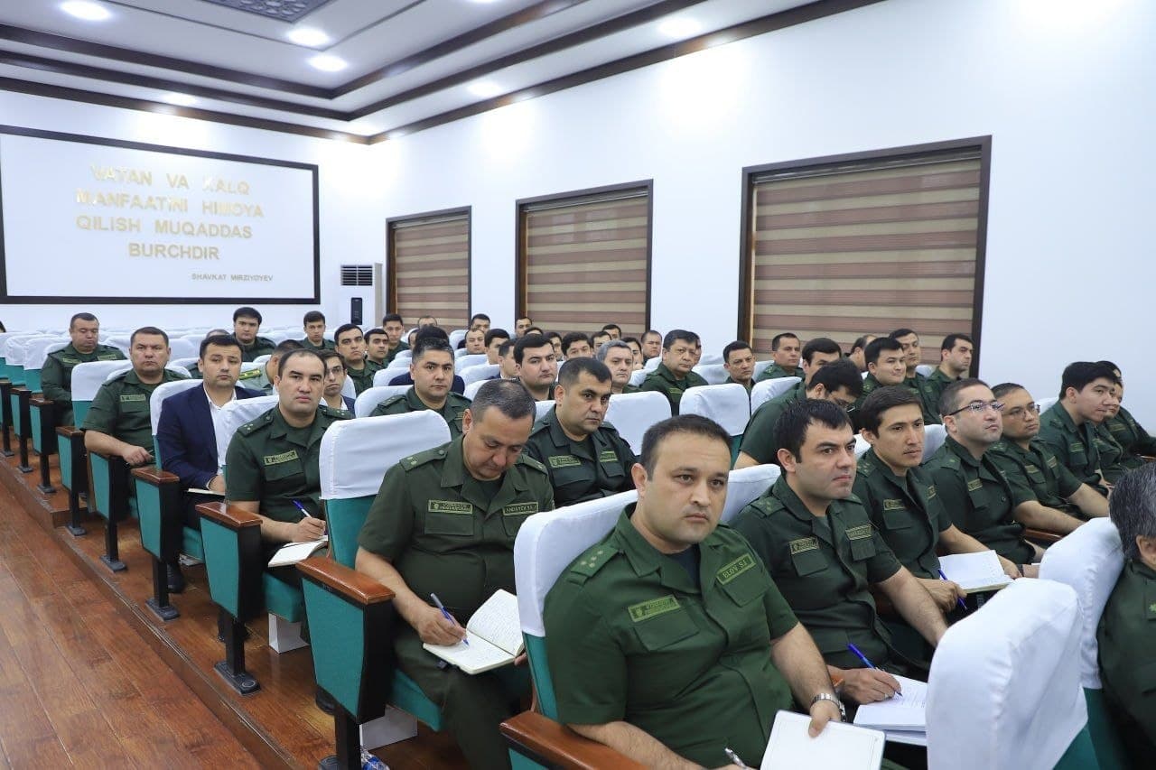 Buxoro viloyatida ichki ishlar hamda prokuratura organlari tizimida faoliyat yuritayotgan tergov xodimlarining kasbiy bilim va koʻnikmalarini mustahkamlash maqsadida oʻquv-amaliy seminar tashkil etildi