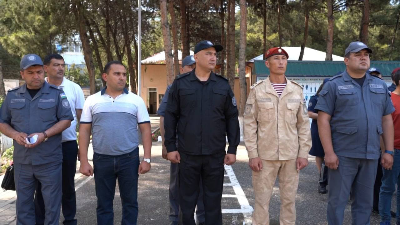 Navoiy viloyatida “Soʻnggi qoʻngʻiroq” bayram tadbirlarini xavfsiz oʻtkazishga bagʻishlangan saf yoʻriqnomasi oʻtkazildi