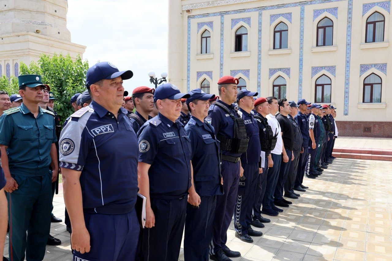 IIV rahbariyati tomonidan “Qurbon hayiti” bayrami kunlarida jamoat xavfsizligini taʼminlash hamda huquqbuzarliklarning oldini olish yuzasidan masʼul xodimlarga koʻrsatmalar berildi