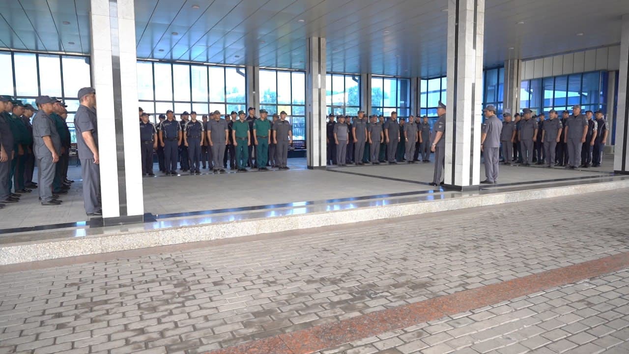IIV rahbariyati tomonidan bolalarni kutib olishdan oromgohgacha boʻlgan xavfsizlik choralari oʻrganilib, masʼullarga tegishli topshiriqlar berildi