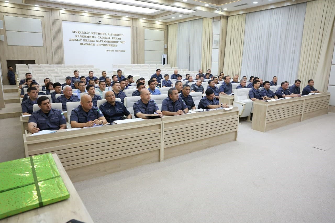 Ichki ishlar vazirligida xizmat faoliyati samaradorligini oshirish, huquqbuzarliklar profilaktikasini kuchaytirish hamda kiberxavfsizlik masalalariga bagʻishlangan videoselektor yigʻilishi oʻtkazildi