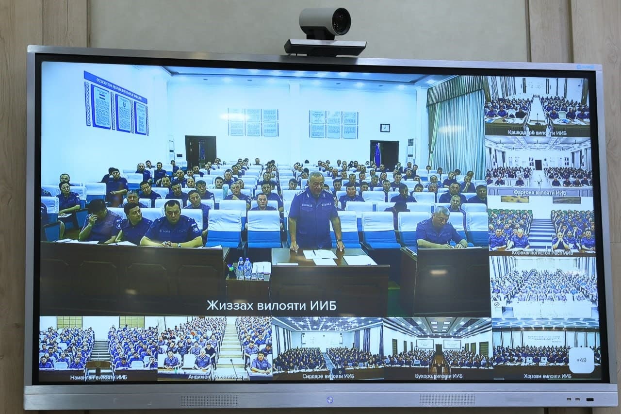 Ichki ishlar vazirligida xizmat faoliyati samaradorligini oshirish, huquqbuzarliklar profilaktikasini kuchaytirish hamda kiberxavfsizlik masalalariga bagʻishlangan videoselektor yigʻilishi oʻtkazildi