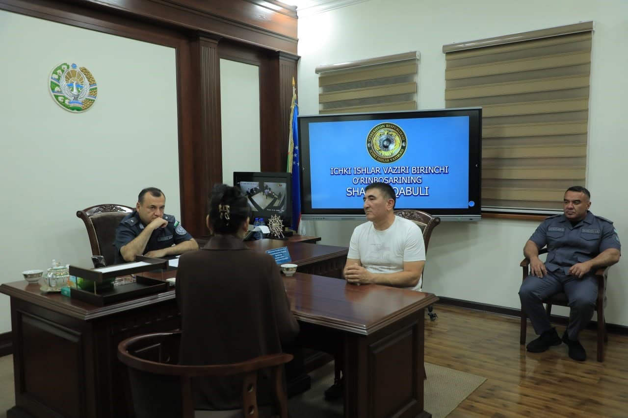 Fuqarolar murojaatlari diqqat markazida: Andijonda IIV rahbariyati aholi uchun sayyor qabul oʻtkazdi