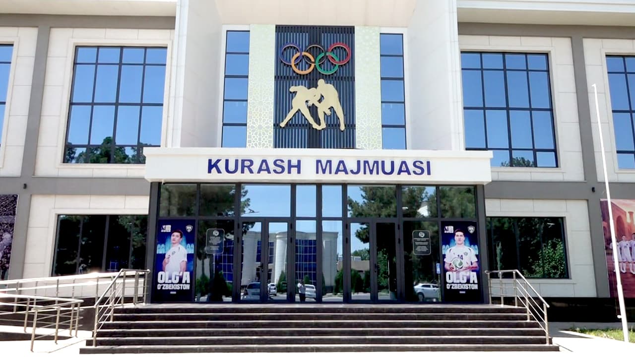 Surxondaryo viloyatida voleybol sport turi boʻyicha kichik oʻsmirlar va qizlar oʻrtasida oʻtkaziladigan “Prezident Olimpiadasi” musobaqalariga tayyorgarlik ishlari yuqori saviyada tashkil etilmoqda