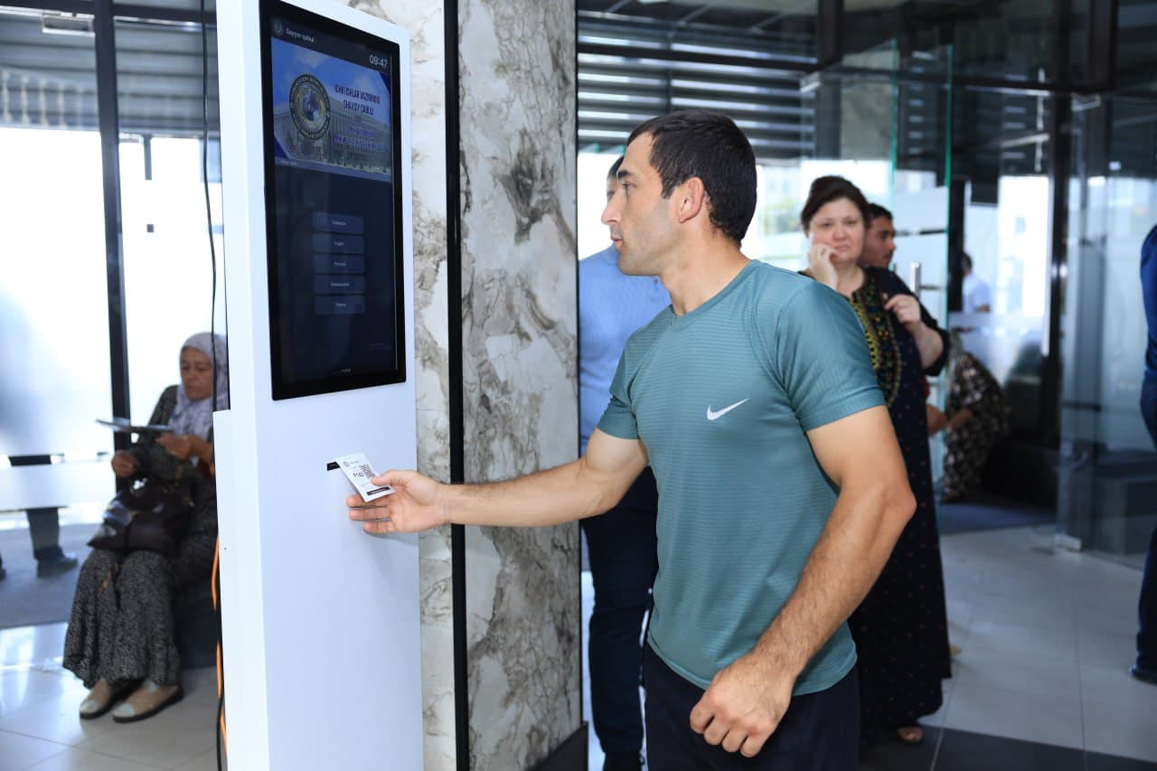 The Government pays attention to the appeals of the population: the Ministry of Internal Affairs holds regular mobile receptions across the country