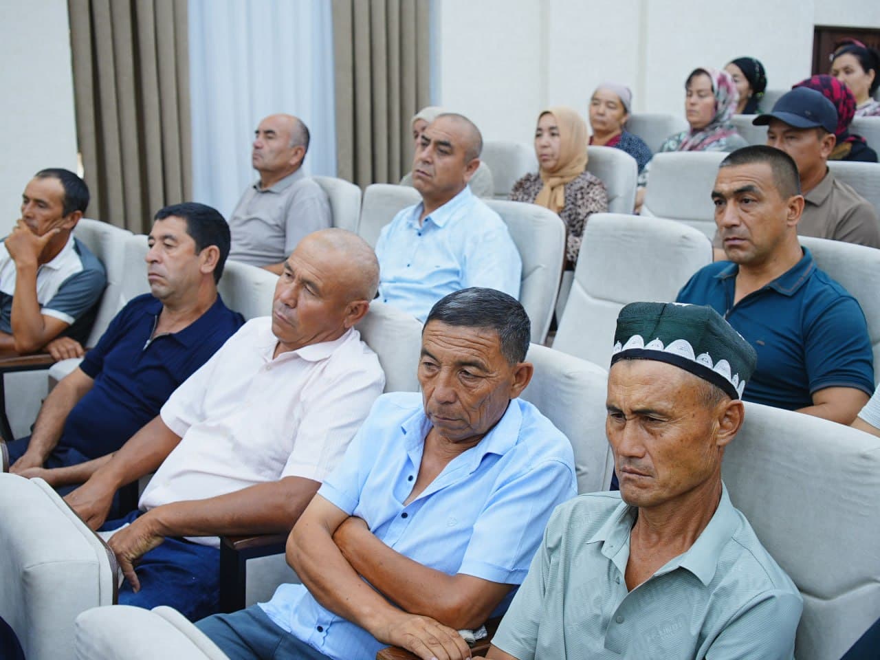 Namangan viloyati Ichki ishlar boshqarmasida yosh xodimlar va ularning ota-onalari bilan uchrashuv oʻtkazildi