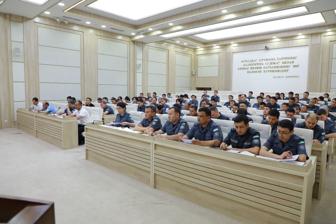 Six-Month Performance in Human Resources was reviewed