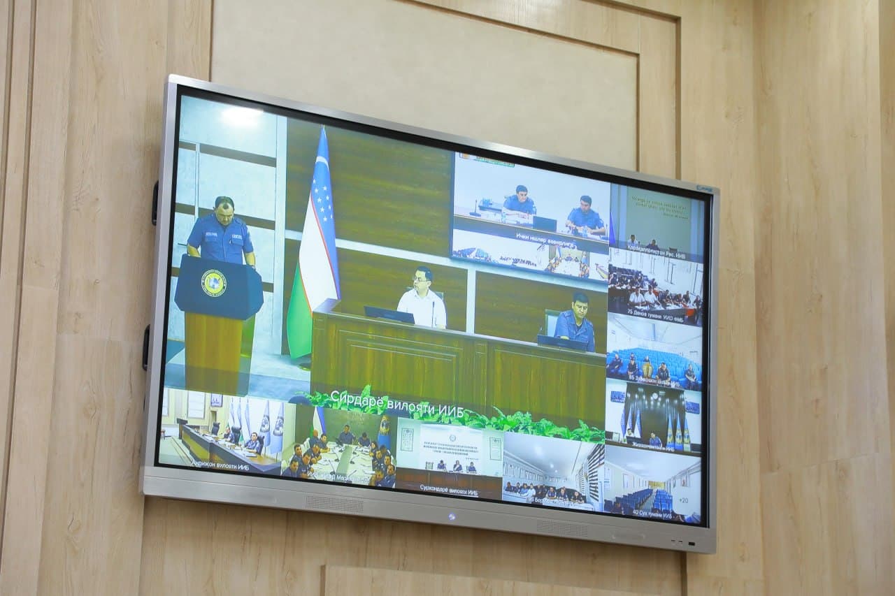 Six-Month Performance in Human Resources was reviewed