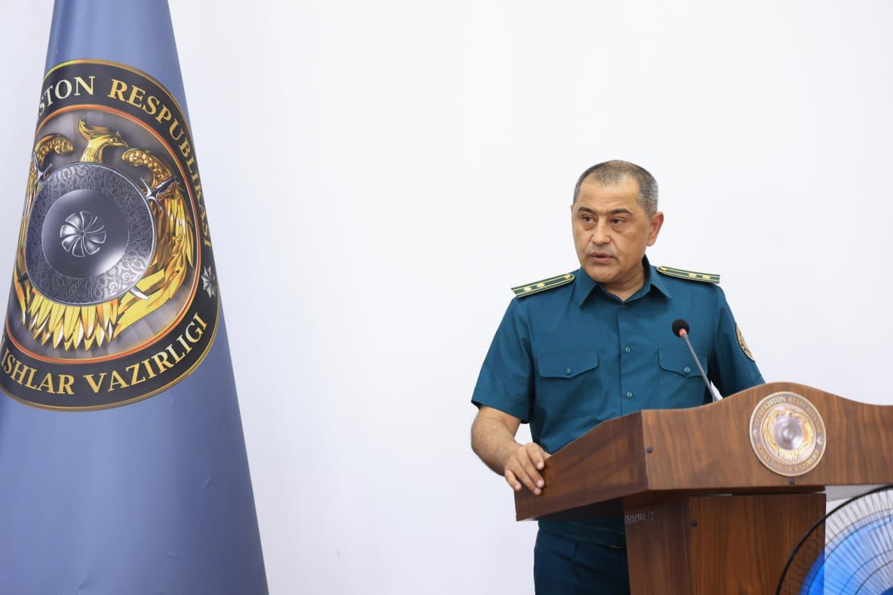 Ichki ishlar vazirining birinchi oʻrinbosari boshchiligida Buxoro viloyati IIBda joriy yilning 6 oylik yakunlariga bagʻishlangan muhokama yigʻilishi oʻtkazildi