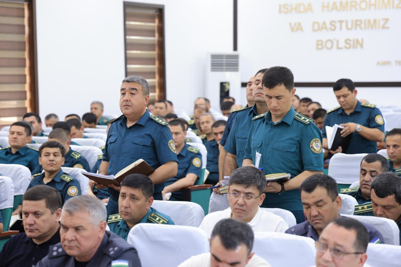 Ichki ishlar vazirining birinchi oʻrinbosari boshchiligida Buxoro viloyati IIBda joriy yilning 6 oylik yakunlariga bagʻishlangan muhokama yigʻilishi oʻtkazildi