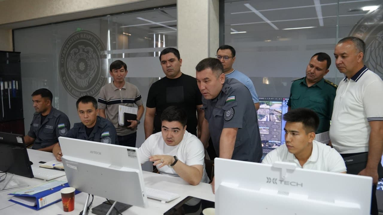 Navoiy viloyati IIBda “Xavfsiz va sogʻlom yurt“ keng qamrovli tezkor-profilaktik oyligi doirasida amalga oshirilgan ishlar muhokama qilindi