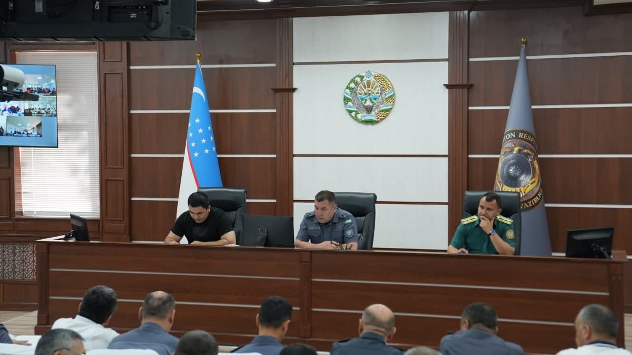 Navoiy viloyati IIBda “Xavfsiz va sogʻlom yurt“ keng qamrovli tezkor-profilaktik oyligi doirasida amalga oshirilgan ishlar muhokama qilindi