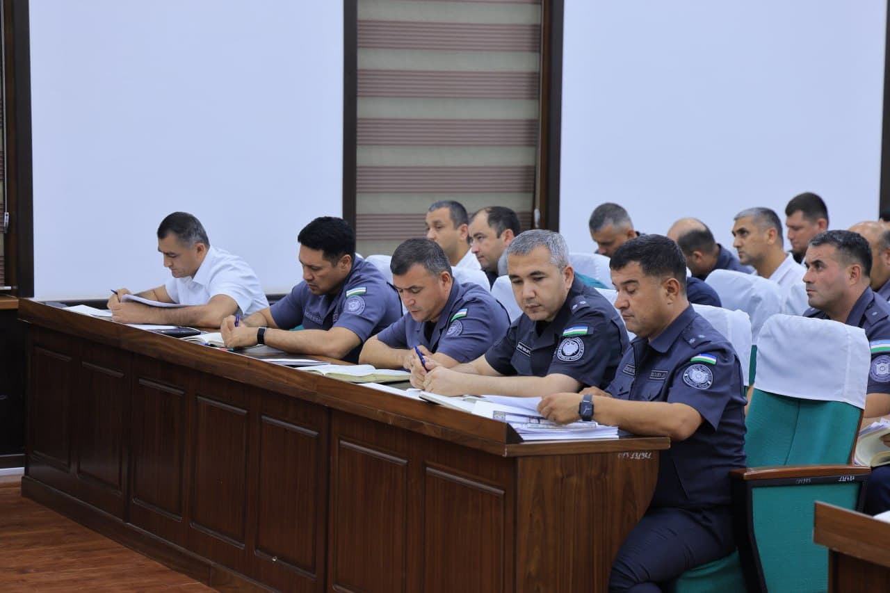 Buxoro viloyati IIB rahbariyati tomonidan “Xavfsiz va sogʻlom yurt” kompleks tezkor-profilaktik tadbirlari oyligi doirasida videoselektor yigʻilishi oʻtkazildi