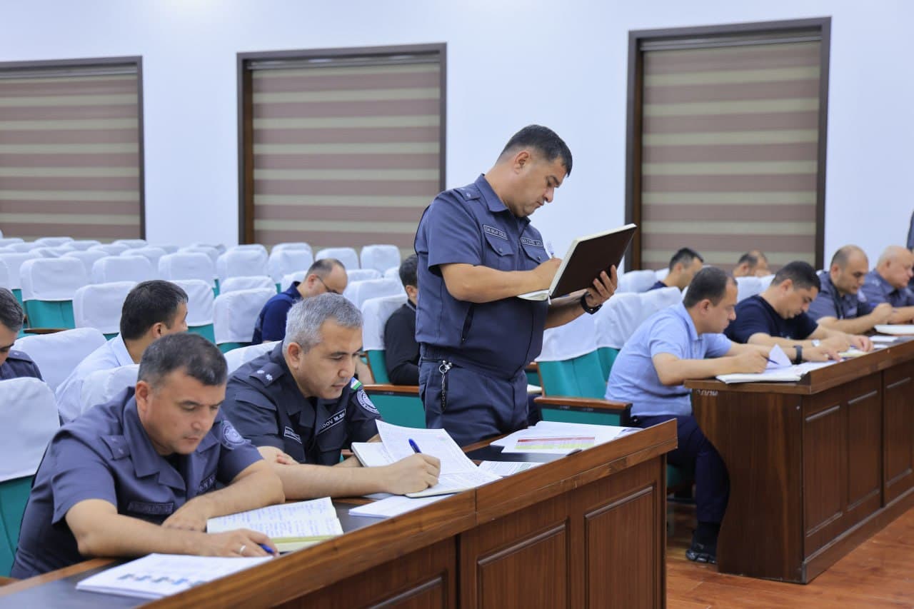 Buxoro viloyati IIB rahbariyati tomonidan “Xavfsiz va sogʻlom yurt” kompleks tezkor-profilaktik tadbirlari oyligi doirasida videoselektor yigʻilishi oʻtkazildi