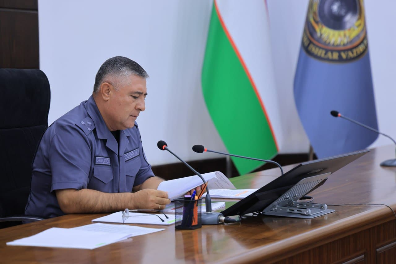 Buxoro viloyati IIB rahbariyati tomonidan “Xavfsiz va sogʻlom yurt” kompleks tezkor-profilaktik tadbirlari oyligi doirasida videoselektor yigʻilishi oʻtkazildi
