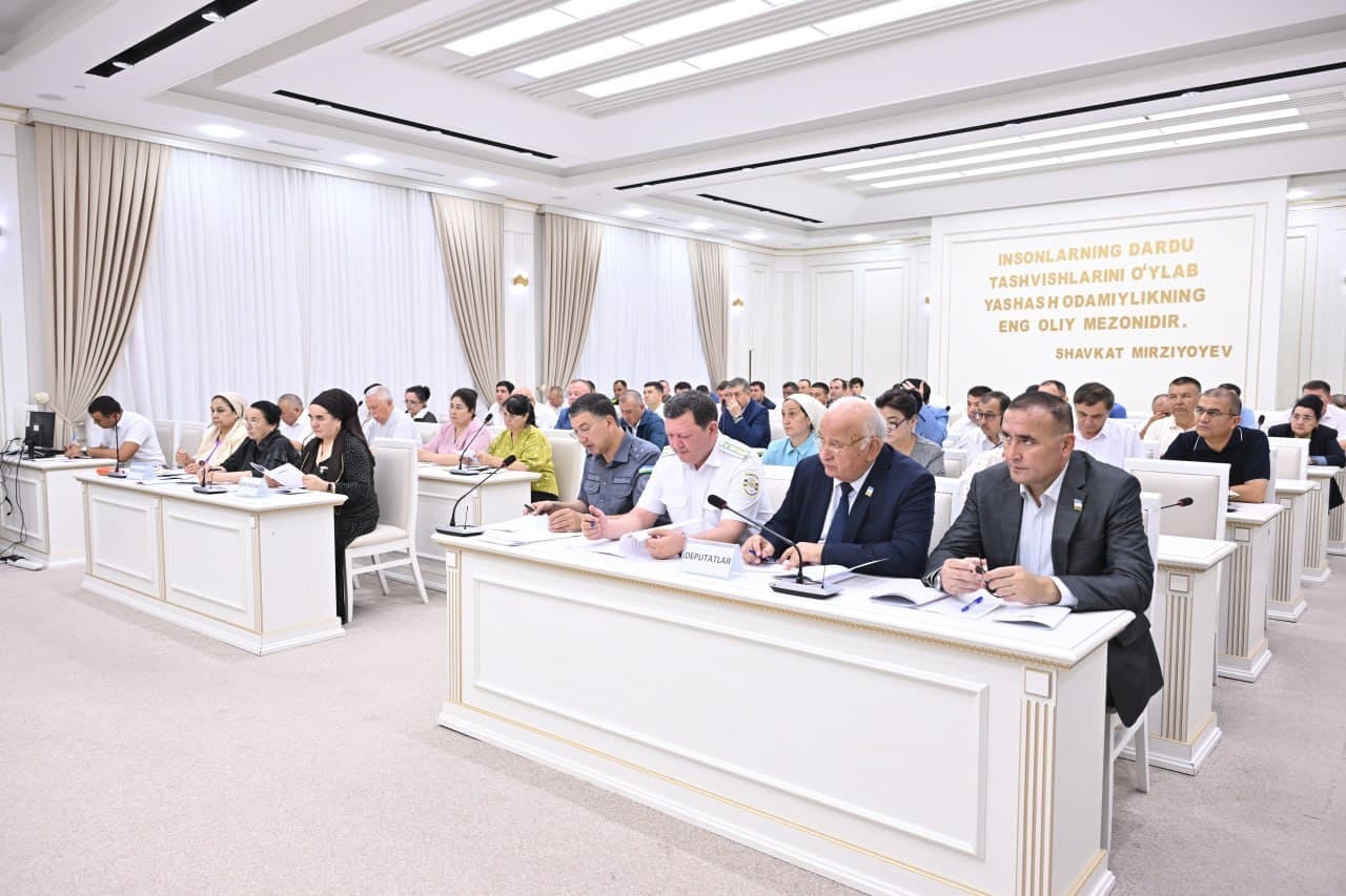 Xalq deputatlari Xorazm viloyati Kengashining navbatdagi yigirma toʻrtinchi sessiyasida viloyatdagi kriminogen vaziyat muhokama qilindi