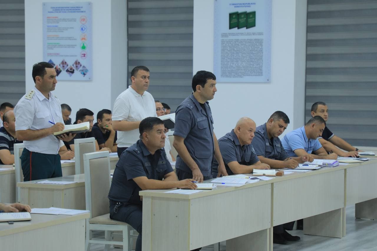Buxoro viloyati IIB rahbariyati tomonidan Peshku tumanida tanqidiy yigʻilish oʻtkazildi
