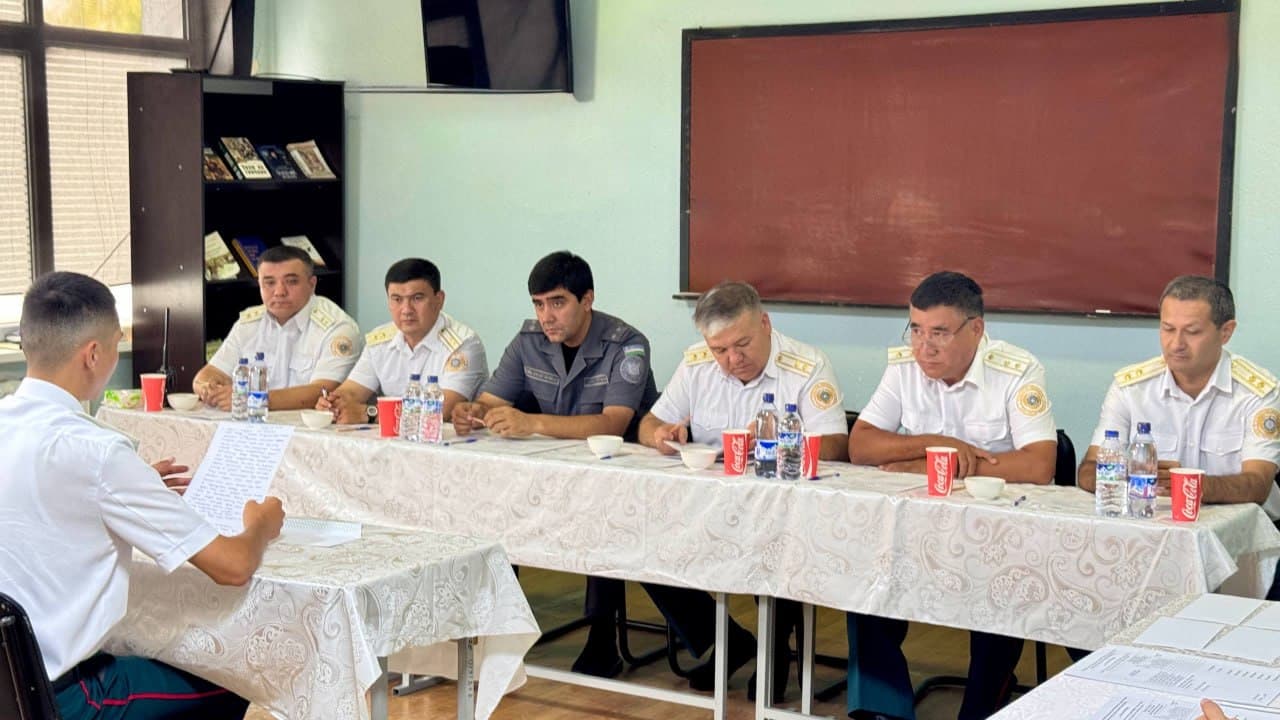 Bitiruvchilarning yakuniy davlat attestatsiyasi oʻtkazilmoqda