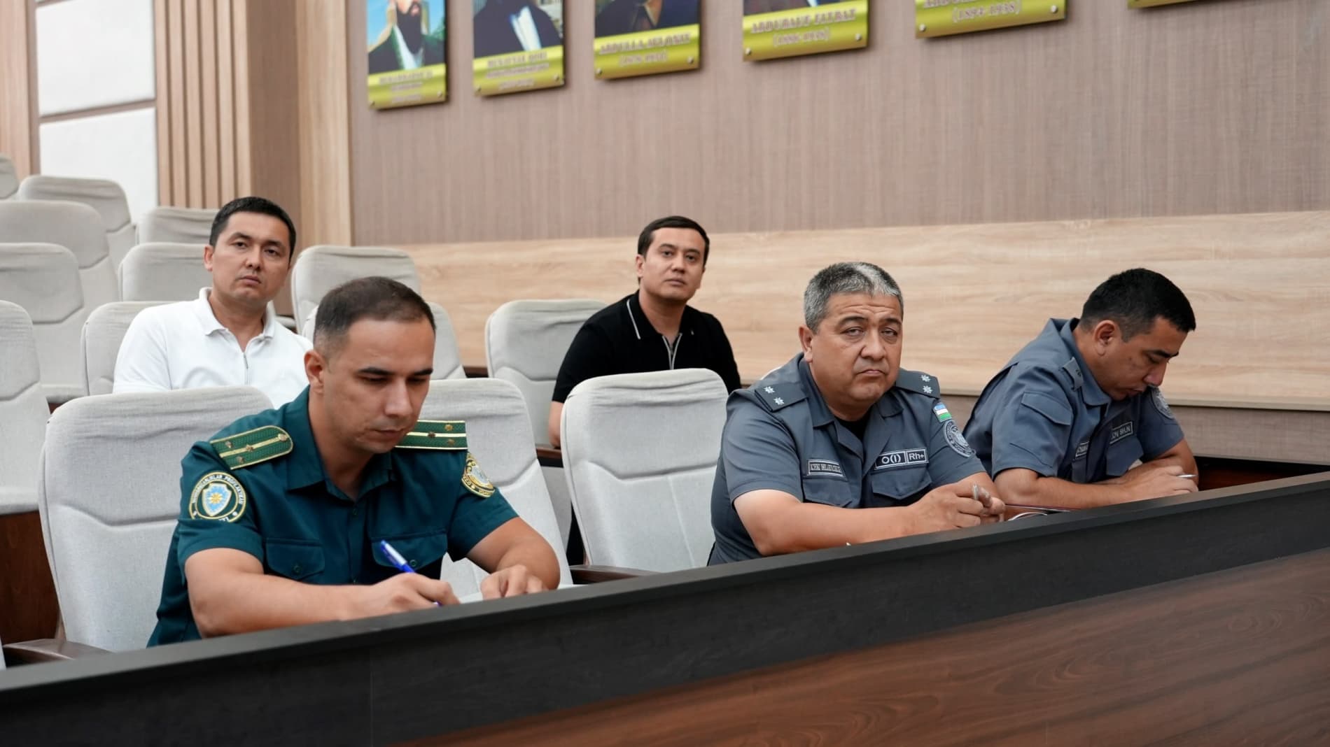 Andijonda jinoyatchilikning oldini olishga qaratilgan ilmiy-amaliy tadqiqot loyihalari natijalari muhokama qilindi