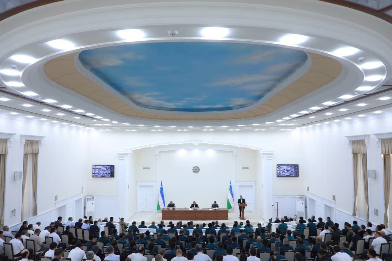 Surxondaryoda xalq deputatlari viloyat Kengashining navbatdan tashqari sessiyasida ichki ishlar organlari oldidagi muhim vazifalar muhokama qilindi