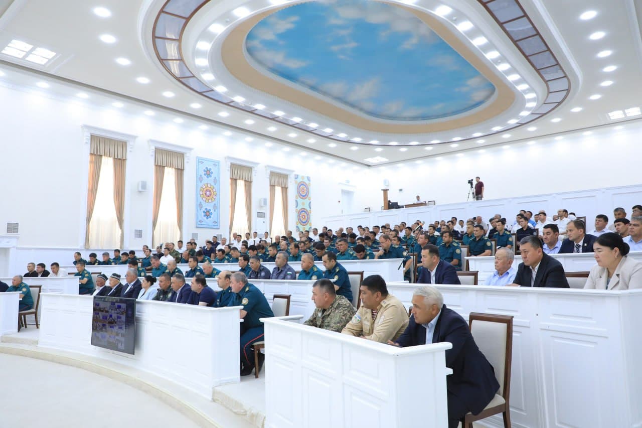 Surxondaryoda xalq deputatlari viloyat Kengashining navbatdan tashqari sessiyasida ichki ishlar organlari oldidagi muhim vazifalar muhokama qilindi