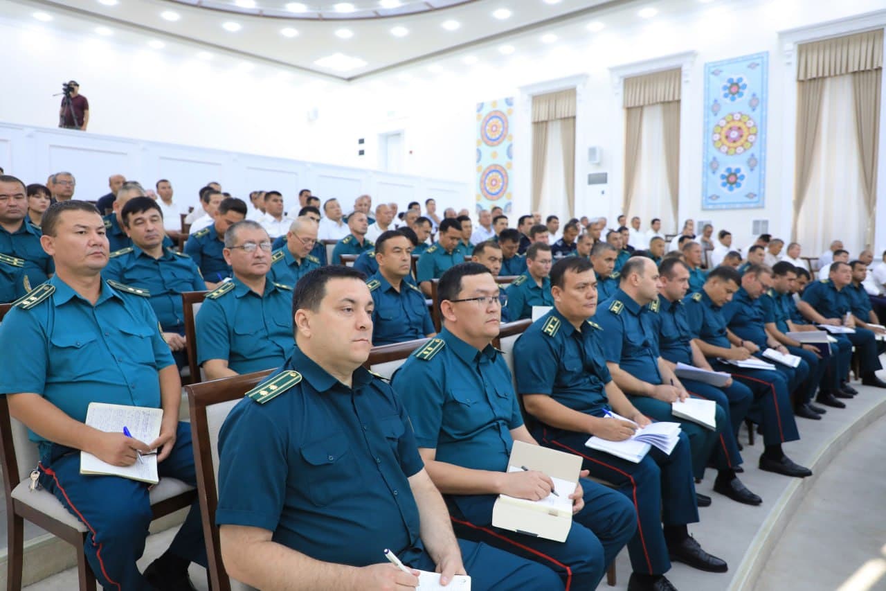 Surxondaryoda xalq deputatlari viloyat Kengashining navbatdan tashqari sessiyasida ichki ishlar organlari oldidagi muhim vazifalar muhokama qilindi