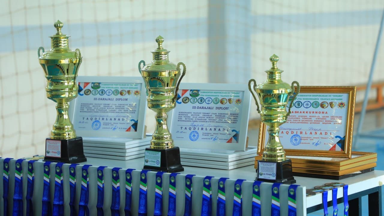 Surxondaryo viloyati Huquqni muhofaza qiluvchi organlarida xizmat oʻtayotgan xodimlar va harbiy xizmatchilar oʻrtasida sportning “Voleybol” turi boʻyicha musobaqa oʻtkazildi