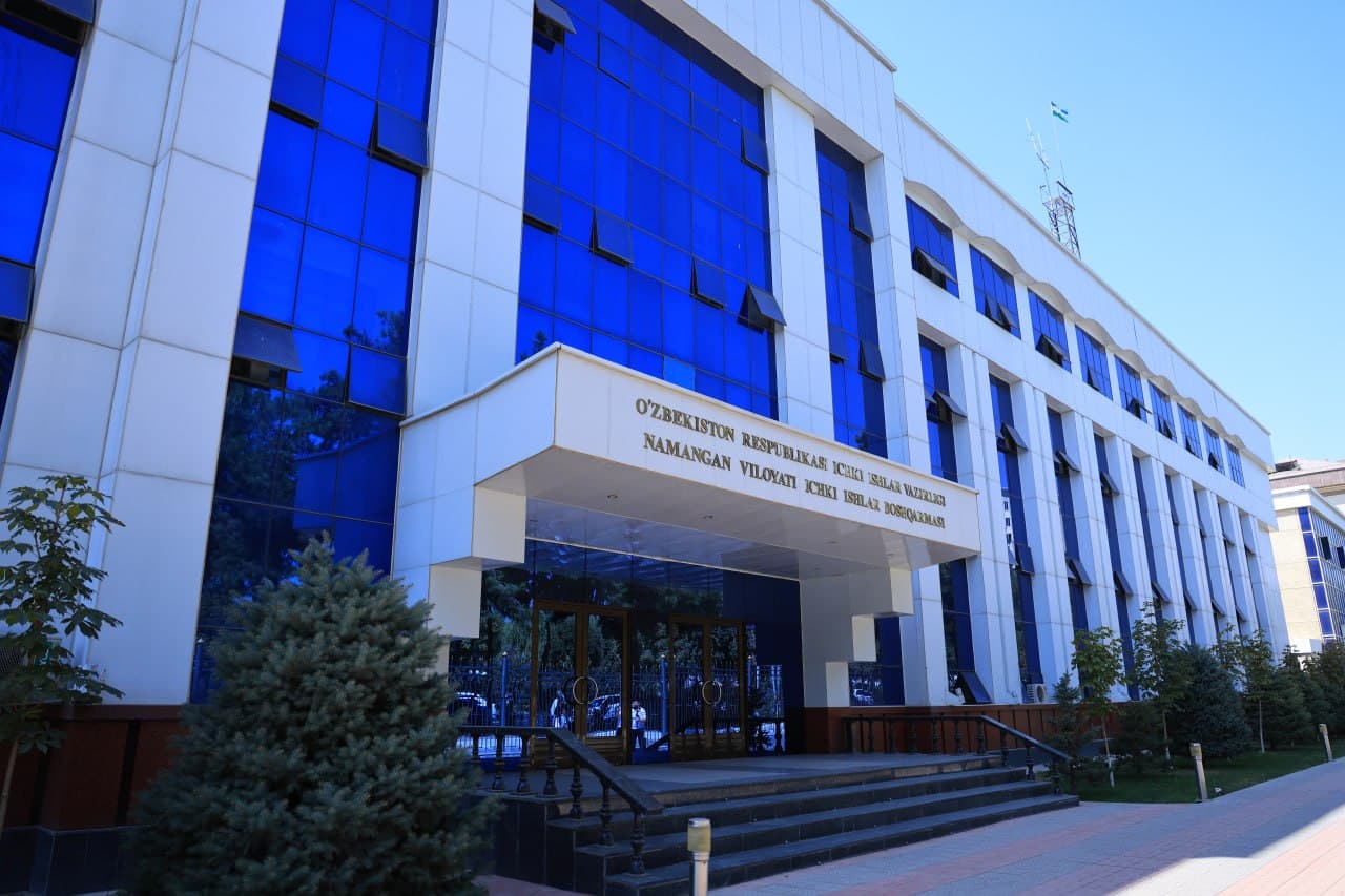 Namangan viloyatida davlatimiz mustaqilligining 35-yilligi arafasida fuqarolikka qabul qilingan shaxslarga ID-kartalar tantanali topshirildi