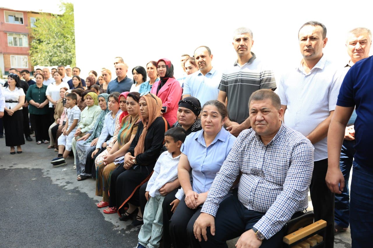 Najot — taʼlimda, kelajak — bilim va tafakkurda: Ichki ishlar vazirligi Ixtisoslashtirilgan maktab-internatiga sovgʻa